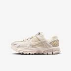 Nike Vomero 5 Big Kids' Shoes. Nike.com